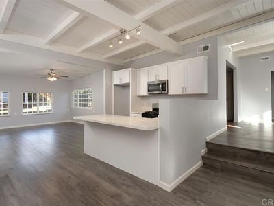 1665 S Citrus Ave, Escondido, CA, 92027