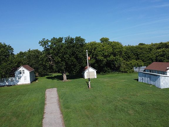 2nd image of 30683 State Highway 7