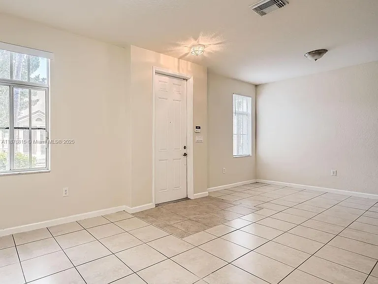 13945 SW 279th Ln #13945 — Photo 5