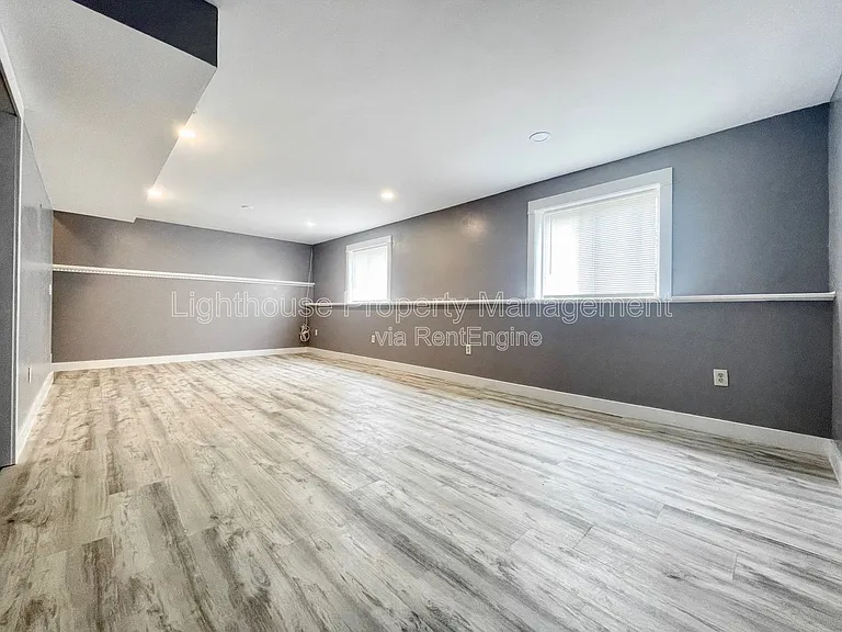 2103 Kinnrow Ave NW — Photo 21