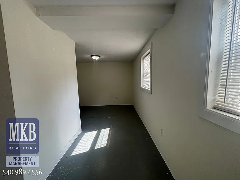 4706 Casper Dr NE — Photo 26