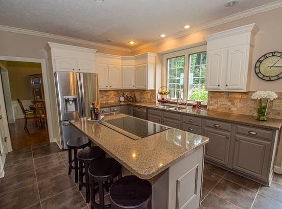 3rd image of 52500 Woodington Ct