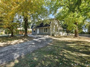 11292 Jerries Ln, Saint Louis, MO 63136