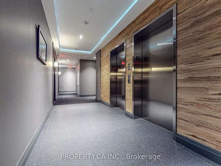 205 Manning Ave #403 — Photo 34