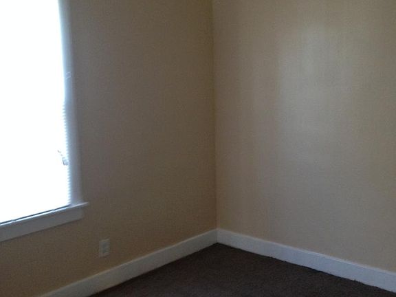 2nd image of 328 S 43rd St