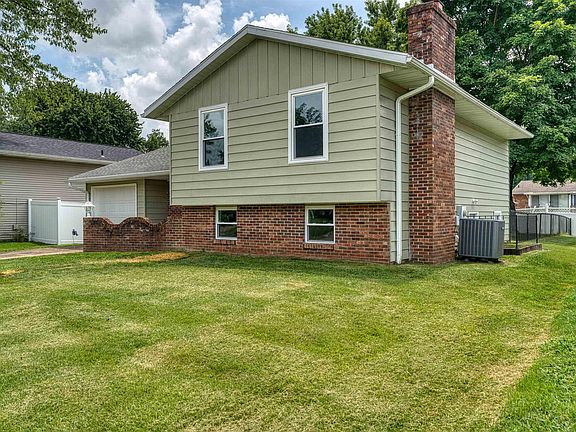 2nd image of 417 Old Cannon Way