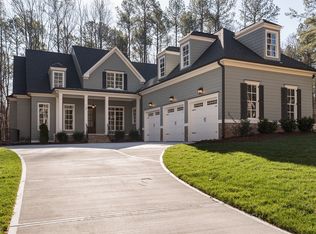 1105 Margarets Ln, Raleigh, NC 27614