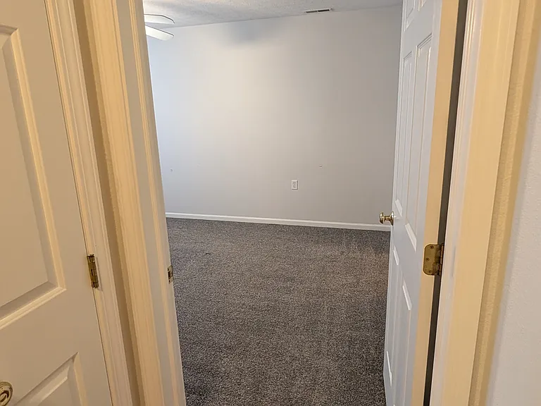 1468 Millbrook Trl — Photo 34
