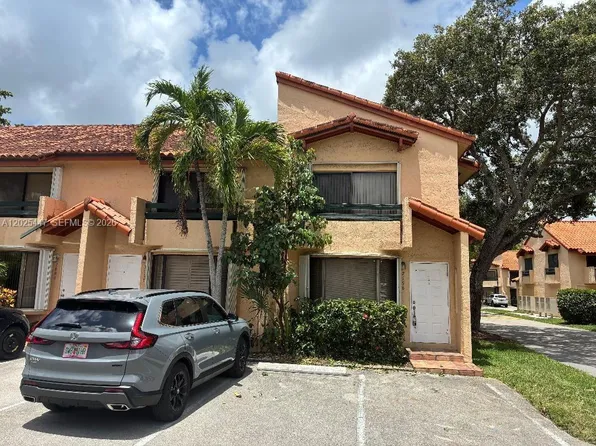 7796 SW 102nd Ln, Miami, FL 33156