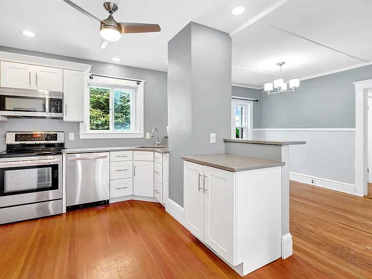 36 Marshall St #1 — Photo 1