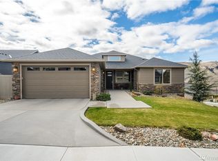 1938 Legacy Pl SE, East Wenatchee, WA 98802