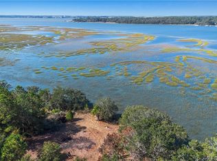17 Earline Dr, Saint Helena Island, SC 29920