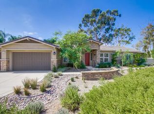 401 Glin Ct, Vista, CA 92081