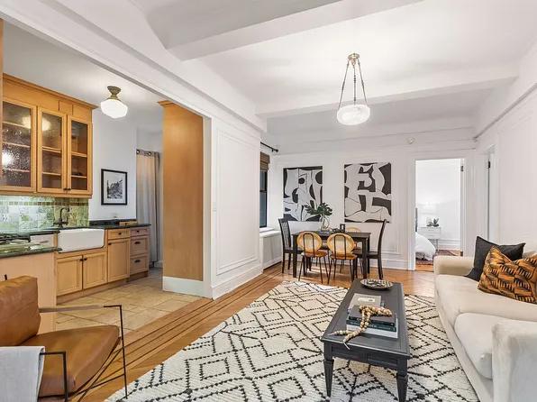 535 W 110th St APT 3F, Manhattan, NY 10025