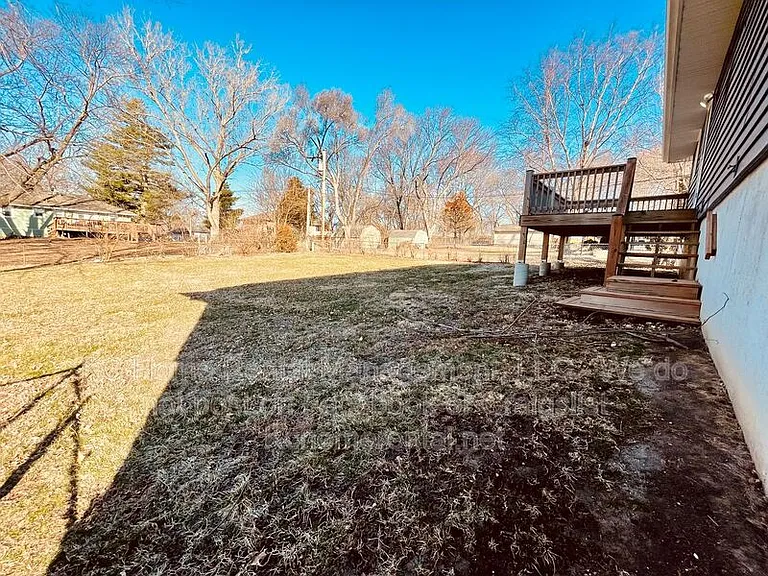 10606 N Oak Trafficway — Photo 25