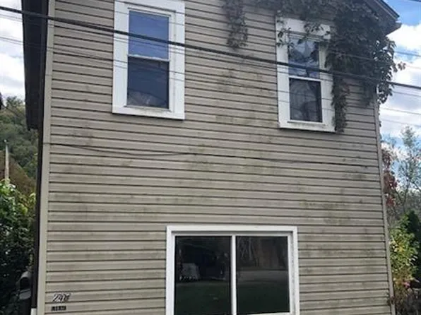 248 Lilac Aly, Wilmerding, PA 15148