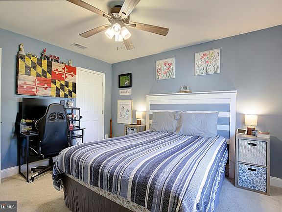 2nd image of 26305 Riverview Dr