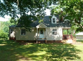 6150 White Oak Rd, Sandston, VA 23150