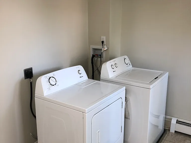 Laundry on other side of kitchen