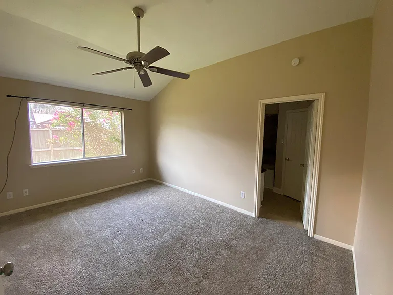 15811 Part Dr — Photo 11