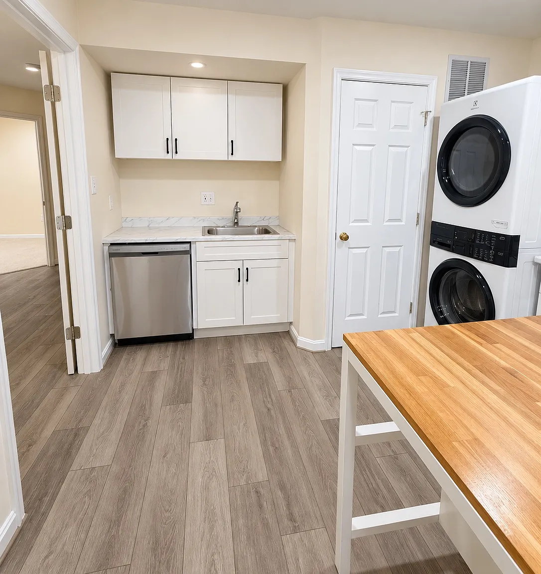 2 bed, 1450 sqft, $2,250 — Photo 2