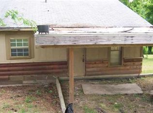 424 South St, Cotter, AR 72626