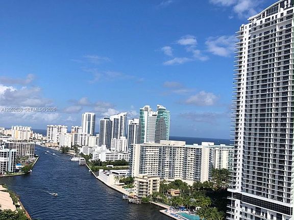 3rd image of 2602 E Hallandale Beach Blvd #R2404