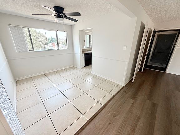 5th image of 585 W Sierra Madre Blvd APT A
