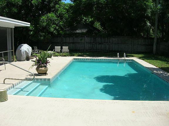 5th image of 3928 Lighthouse Dr