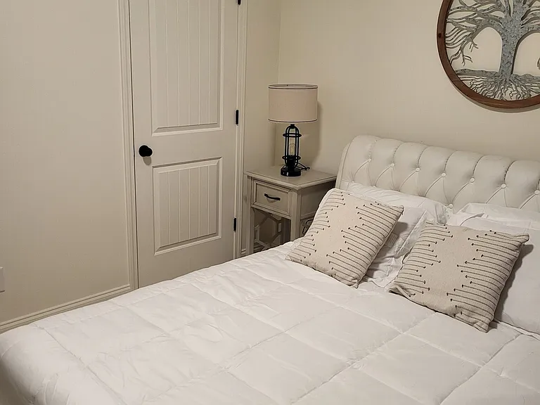 363 Bayside Ln — Photo 17
