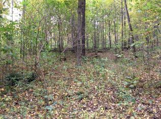 Canada Rd, Mantua, OH 44255