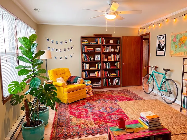 5 Howell St #1 — Photo 3
