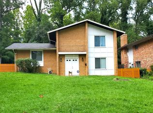 6421 Earlham Dr, Bethesda, MD 20817