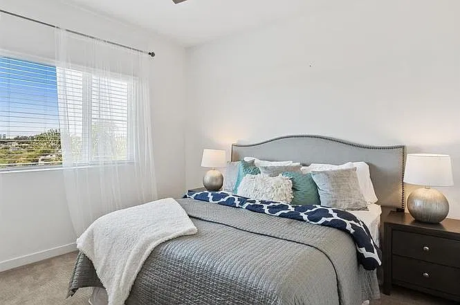 3 bed, 2.5 bath, 1460 sqft, $2,950 — Photo 4