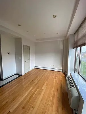 Rented by Houses of New York Realty LLC | media 27