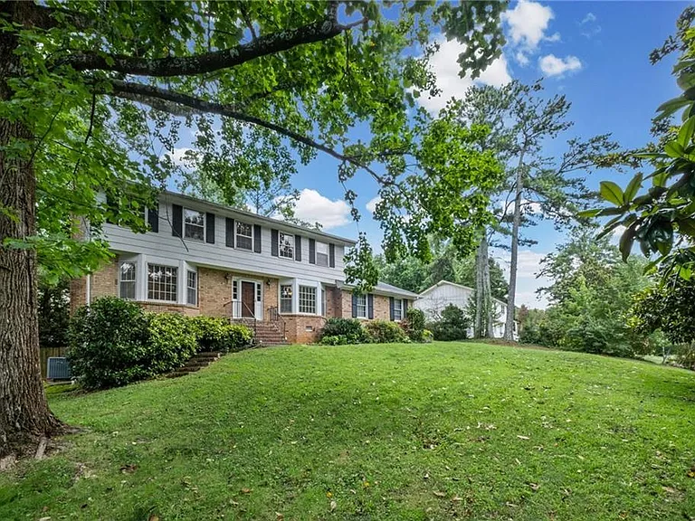 5291 Manhasset Cv — Photo 4