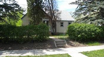 1st image of 421 Rush Ave NW