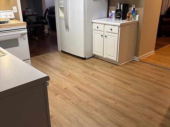4th image of 3964 Trickling Brook Dr