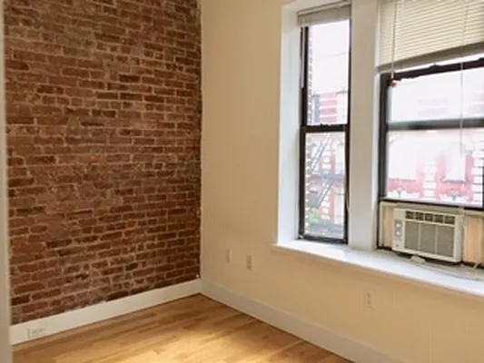 Rented by Corcoran | media 23