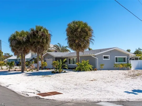 310 Madison Ct, Fort Myers Beach, FL 33931