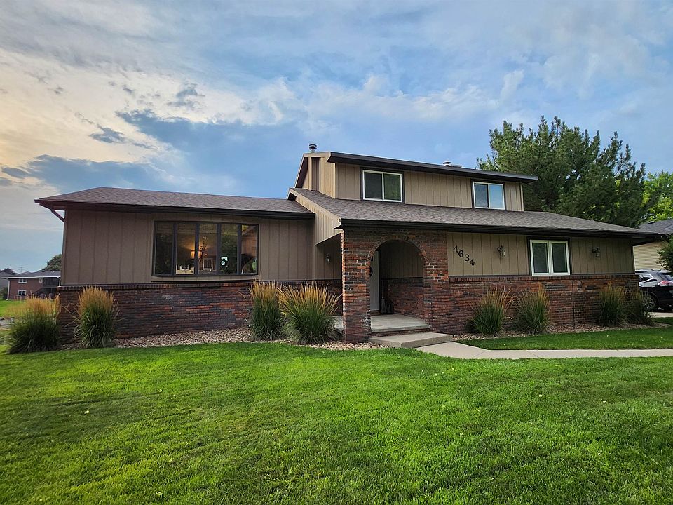 1st image of 4634 Parklane Dr