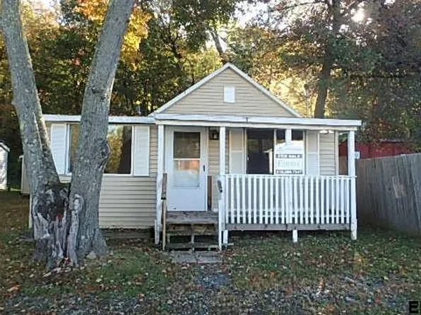 11 Grace Ct, Wynantskill, NY 12198