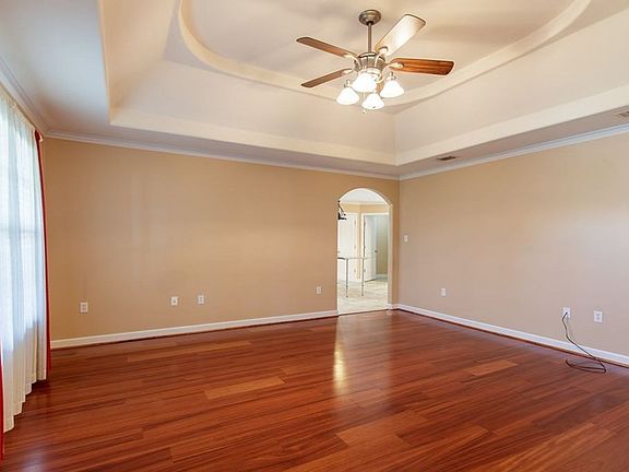 3rd image of 3633 Druid Oaks Dr