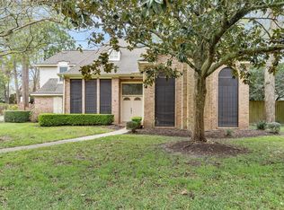 108 Sequoia St, Lake Jackson, TX 77566
