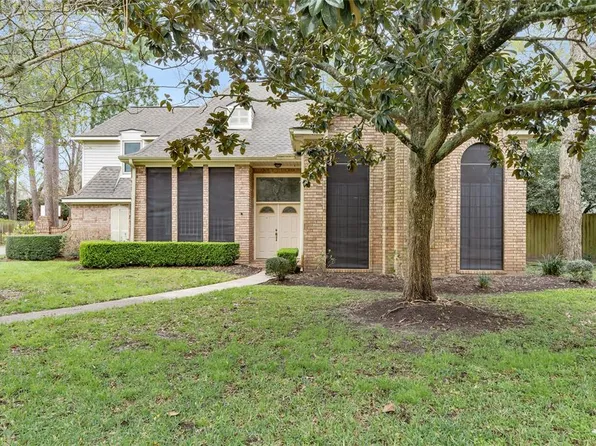 108 Sequoia St, Lake Jackson, TX 77566