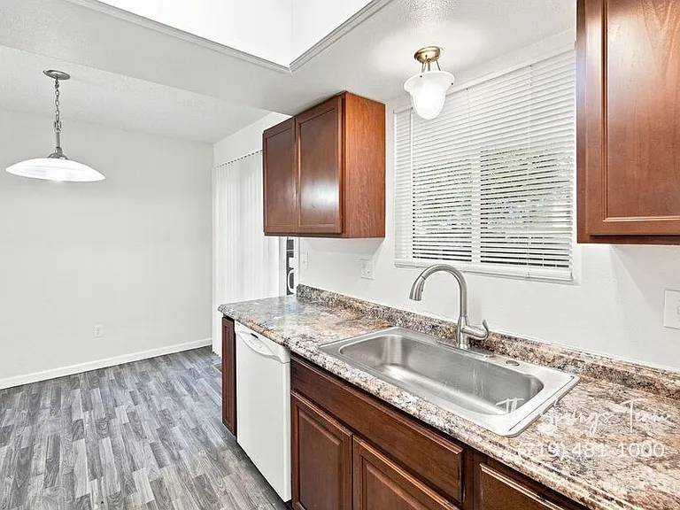 3014 Starlight Cir — Photo 18
