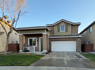 106 Fernpine Ln, Pomona, CA