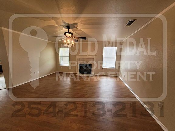 3rd image of 1902 Basalt Dr