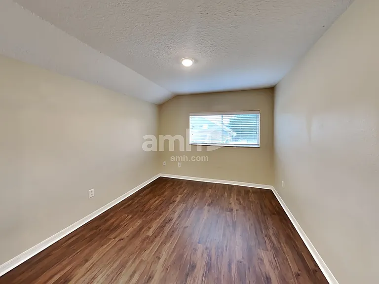 3124 Shady Lily Ln — Photo 15