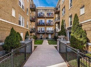 4904 N Drake Ave APT 3W, Chicago, IL 60625